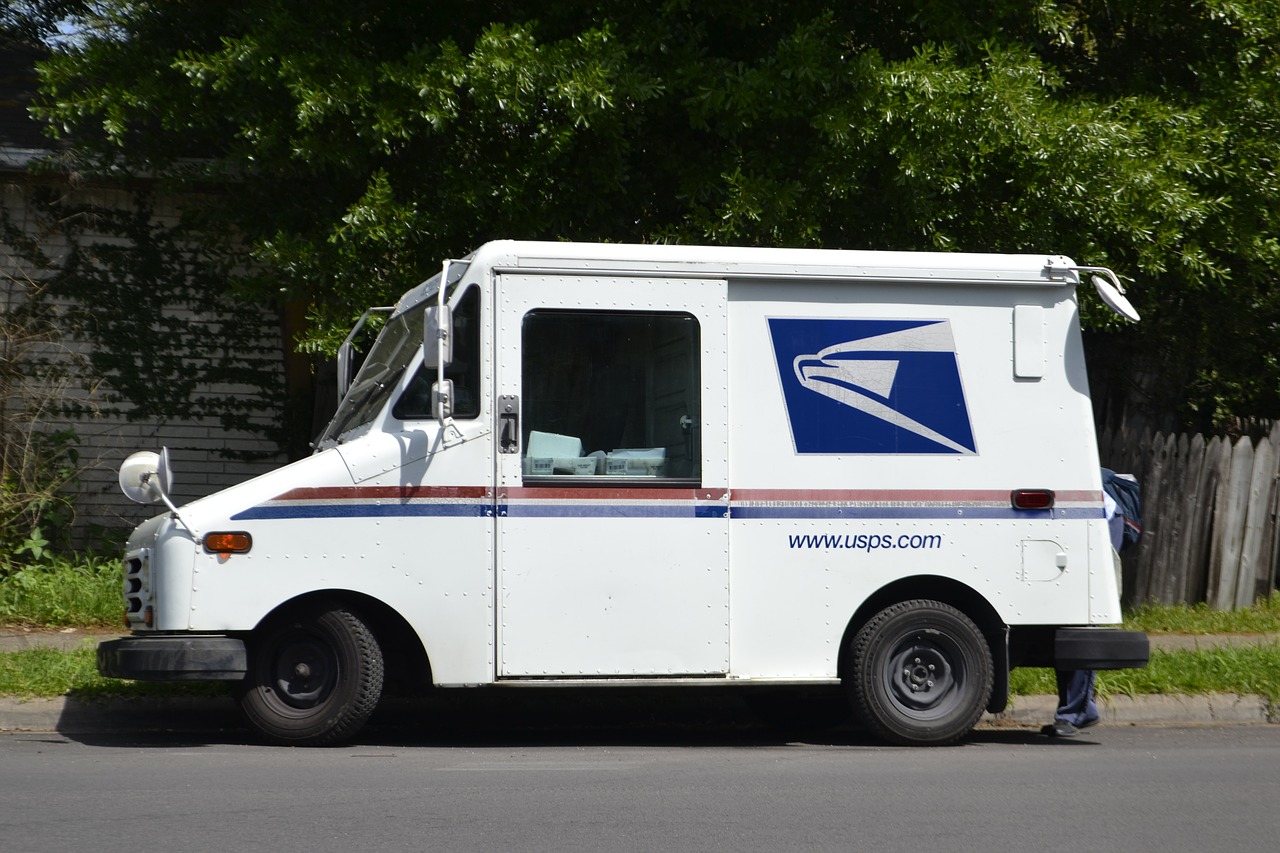 Postal Worker Robbed